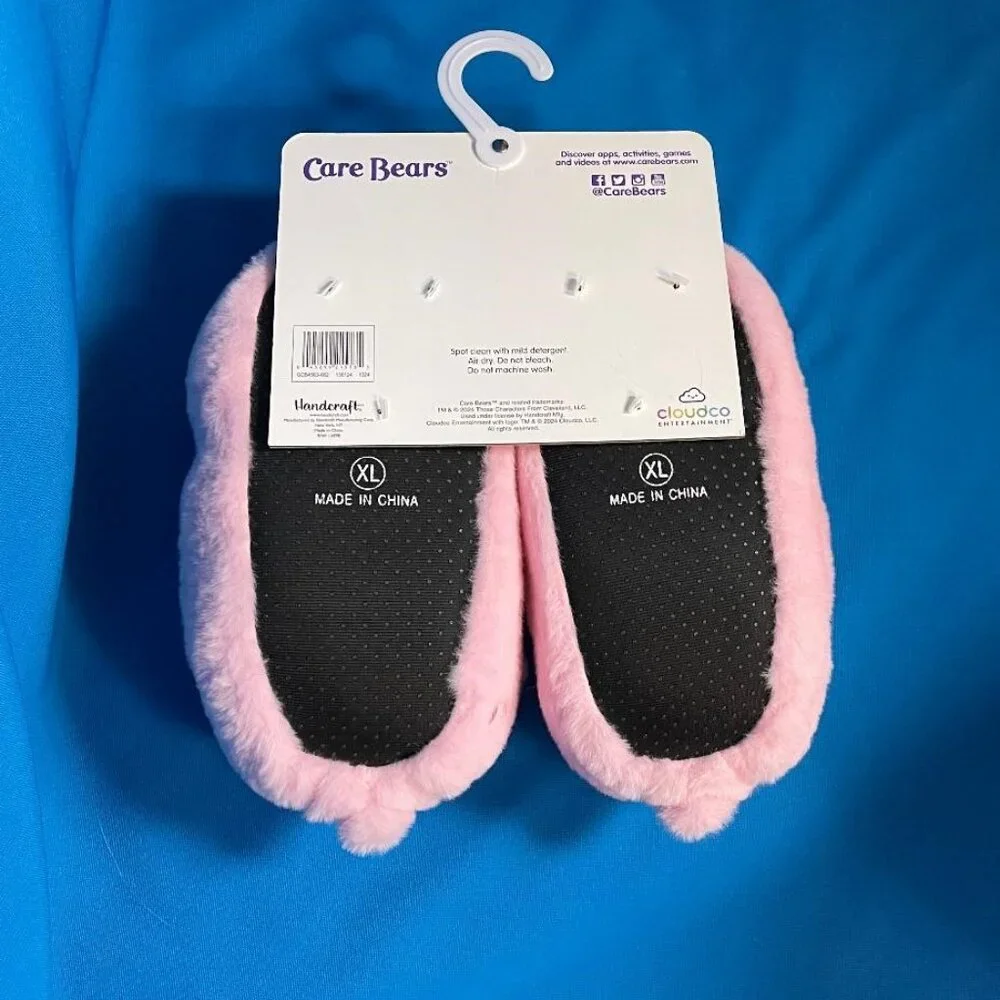 NWT & GREAT GIFT  ADORABLE CARE BEARS KIDS SLIPPERS SIZE XL 4 - 5 PINK ( CHEER )